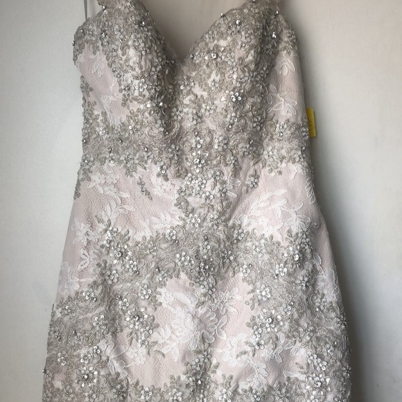 Ivory gorgeous size 8 Watters wedding dress - Picture 2 of 10